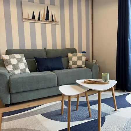 Le Bleu Marine, Grand Au Calme, A 2 Pas Du ! Apartment